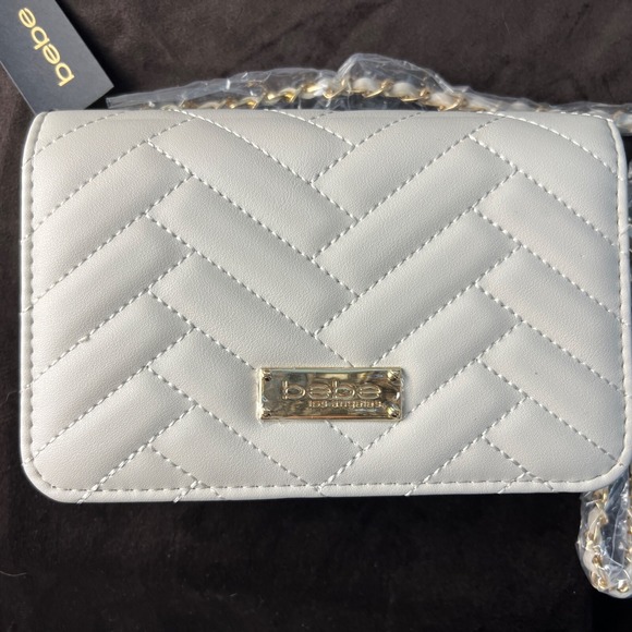 Bebe Spohia Crossbody Purse Beige, Quilted, Gold, Snap, Zip, NWT - Picture 2 of 7